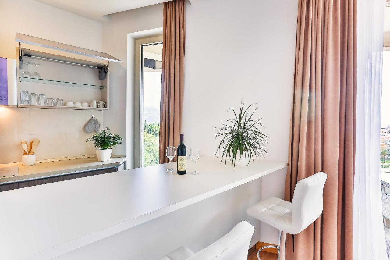Lux Panorama Apartment Budva Bagian luar foto