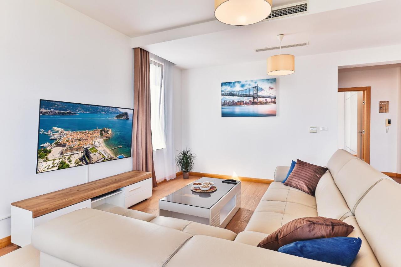 Lux Panorama Apartment Budva Bagian luar foto