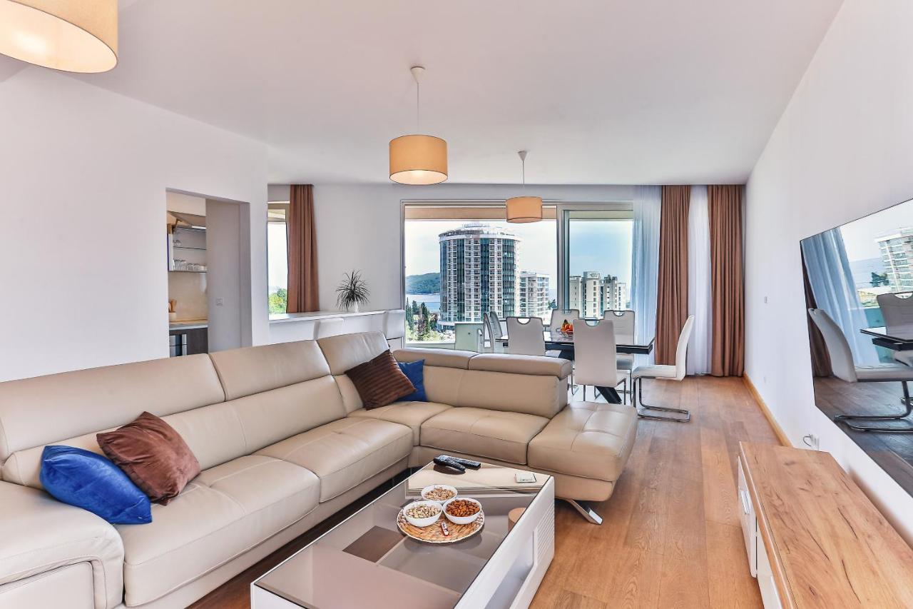 Lux Panorama Apartment Budva Bagian luar foto