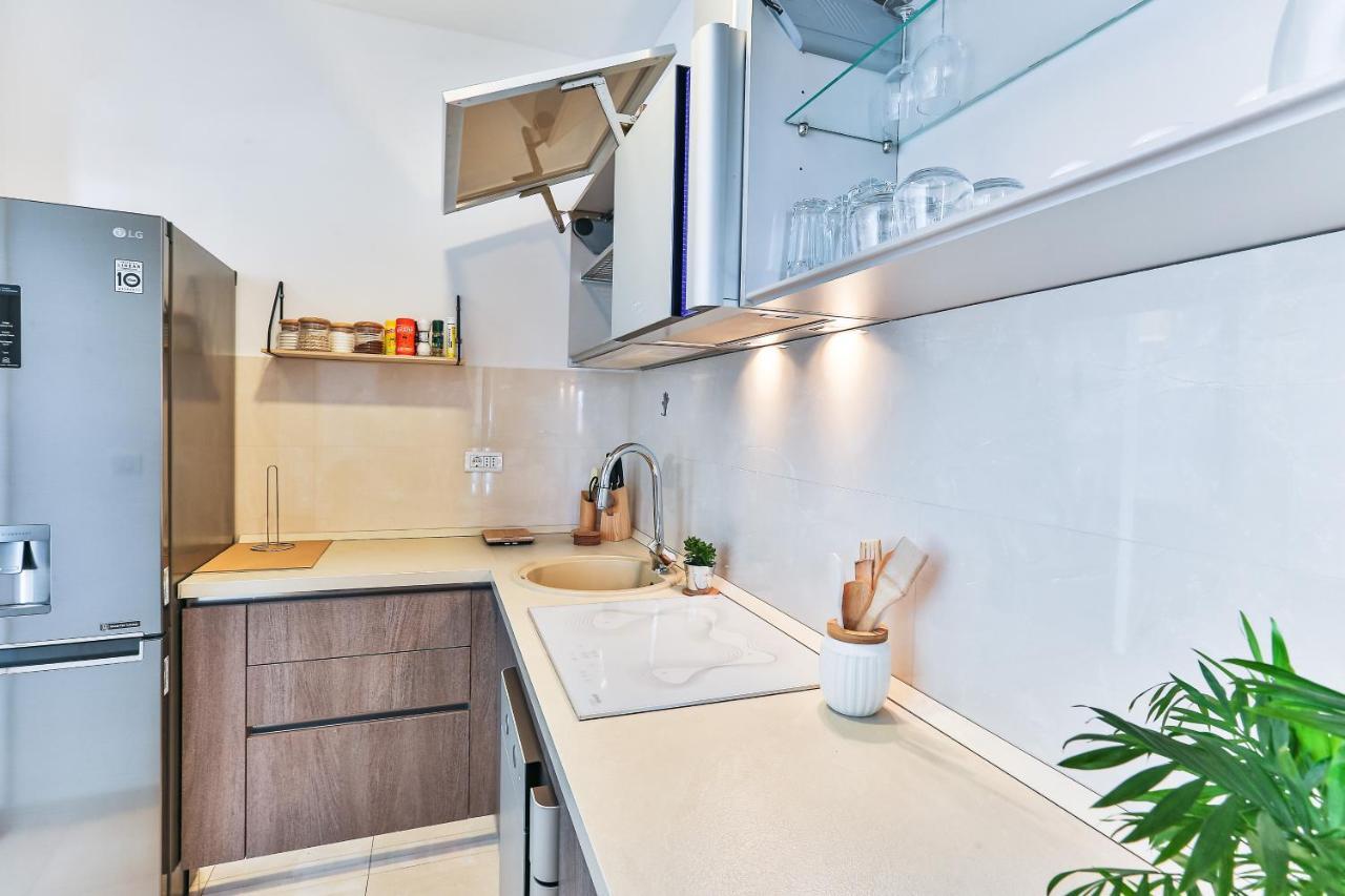 Lux Panorama Apartment Budva Bagian luar foto