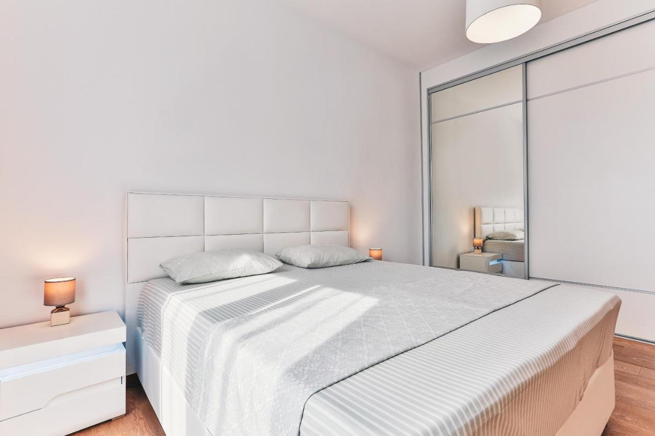 Lux Panorama Apartment Budva Bagian luar foto